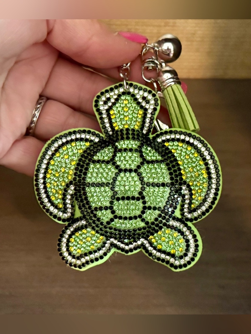 $38.00- Stunning Crystal Green Turtle Bag Charm Keychain